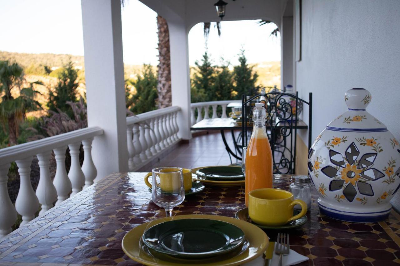 Bed and Breakfast Entrecolinas Paderne  Exterior foto