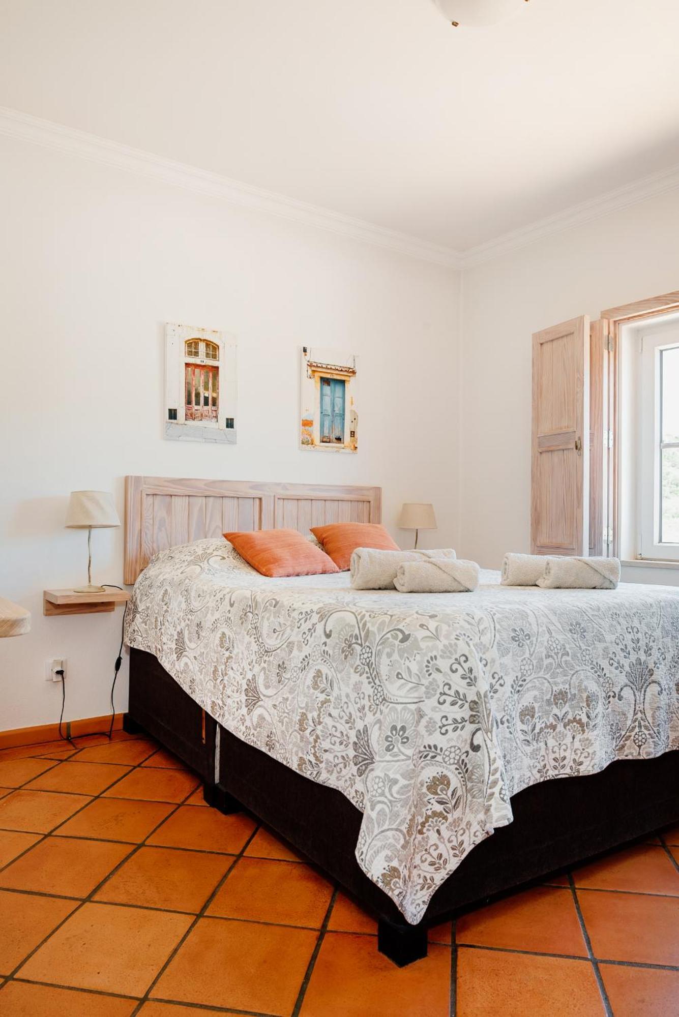 Bed and Breakfast Entrecolinas Paderne  Exterior foto