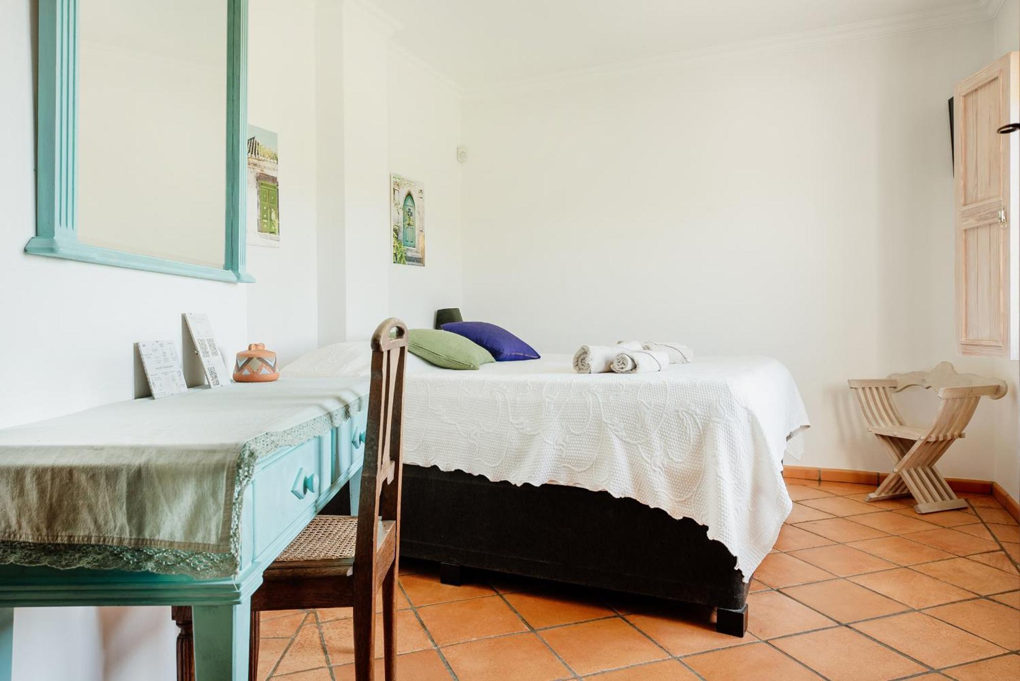Bed and Breakfast Entrecolinas Paderne  Exterior foto