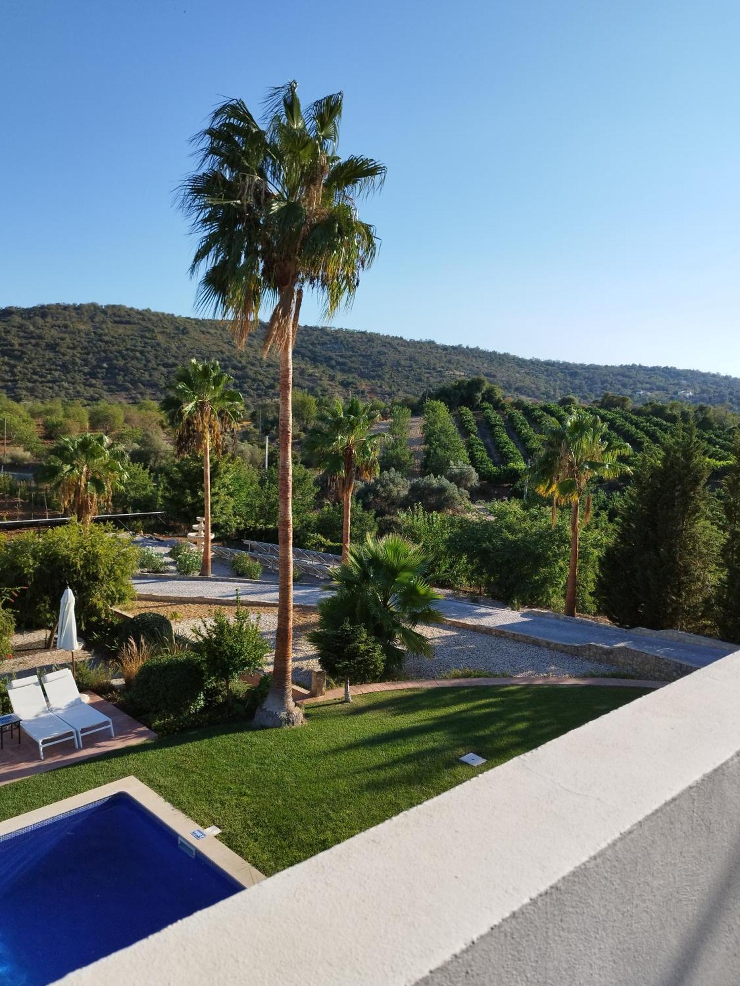 Bed and Breakfast Entrecolinas Paderne  Exterior foto